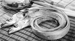 恐怖！甲醛帶魚流入市場，這樣的帶魚不要買！